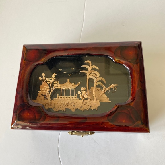 Chinese Cork Diorama Trinket Box Handcrafted in Wood Vintage - Picture 8 of 8